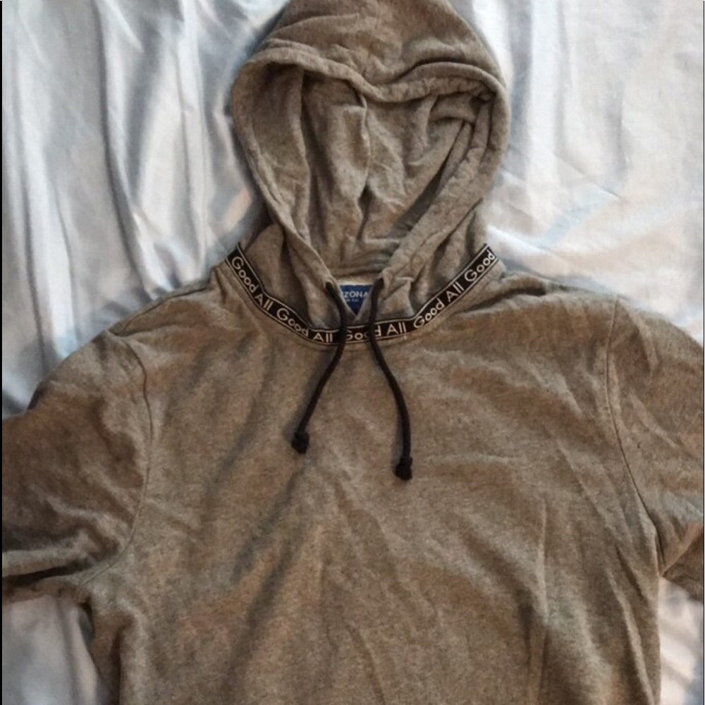 Hooded sweater t